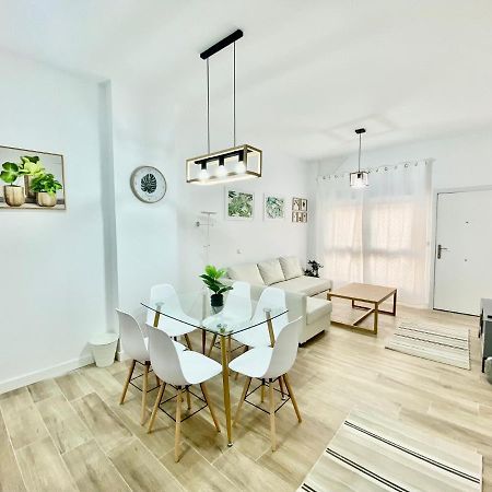 Puente Praga Aparment Apartment Madrid Ngoại thất bức ảnh