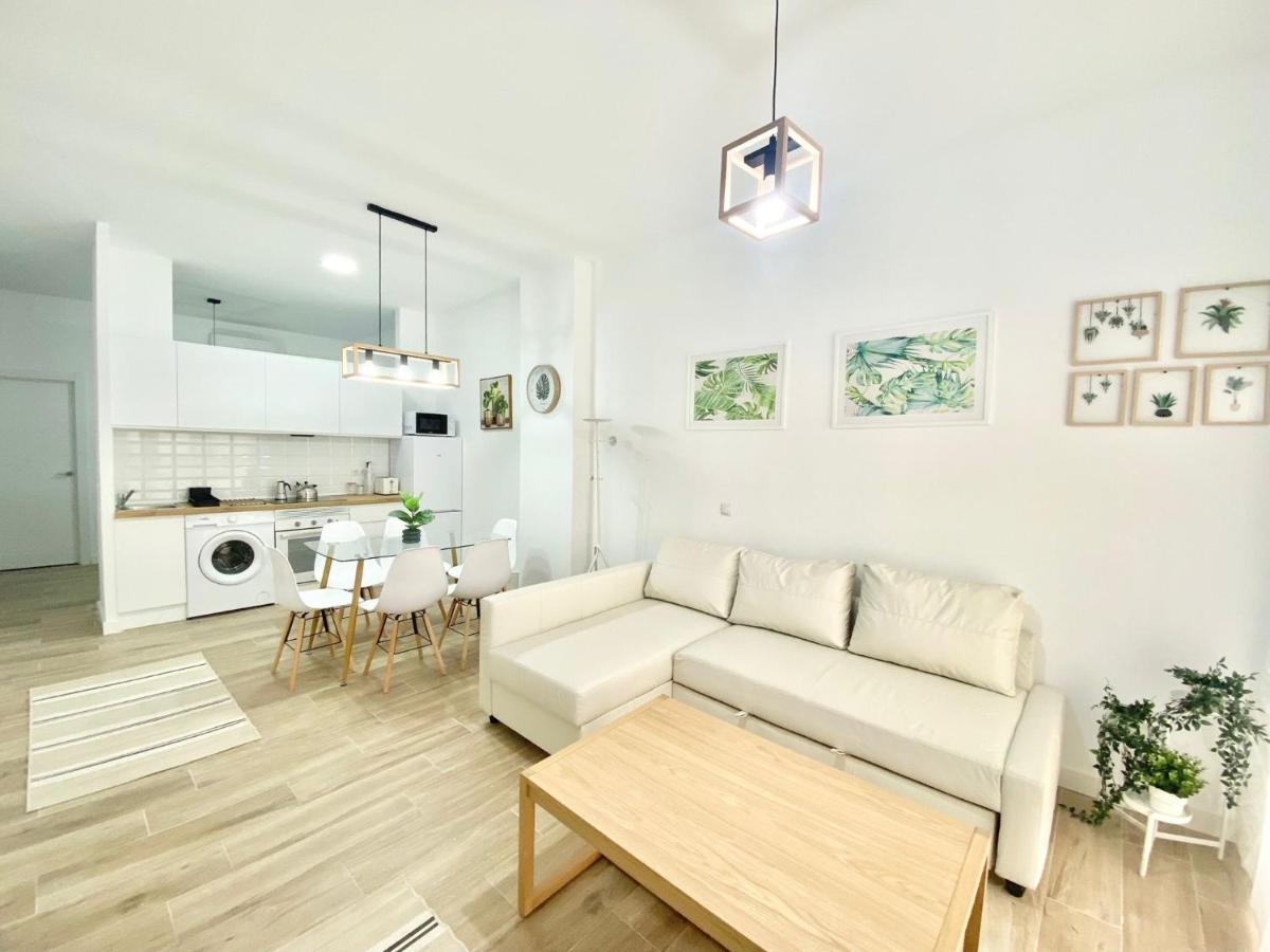 Puente Praga Aparment Apartment Madrid Ngoại thất bức ảnh